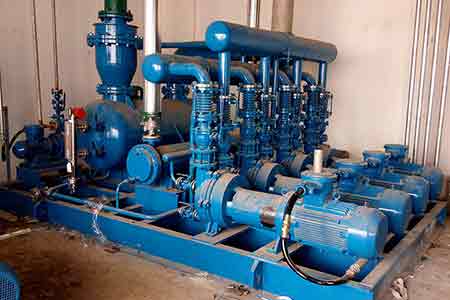 肯富来液环泵机组在云南白药使用现场